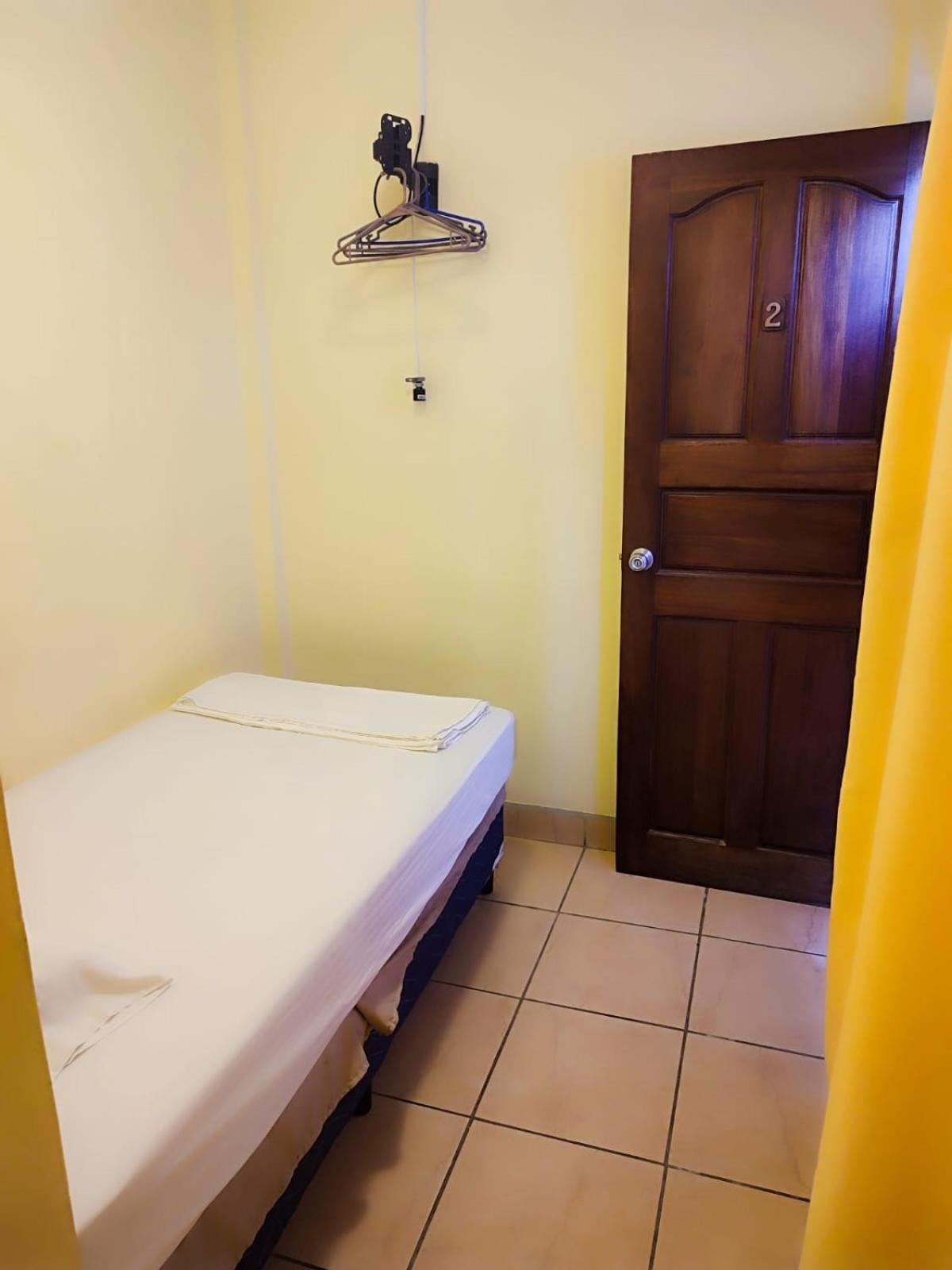 Hostel Tropical And Coworking San Juan del Sur Eksteriør billede